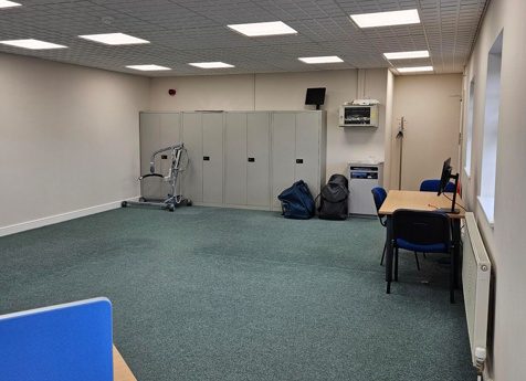 Office in Cannock - photo 3