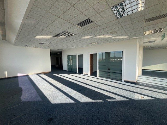 Office in Telford - photo 4