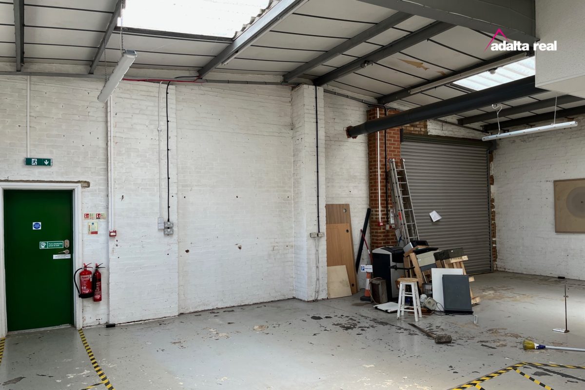 Industrial Unit in Bicester - photo 3