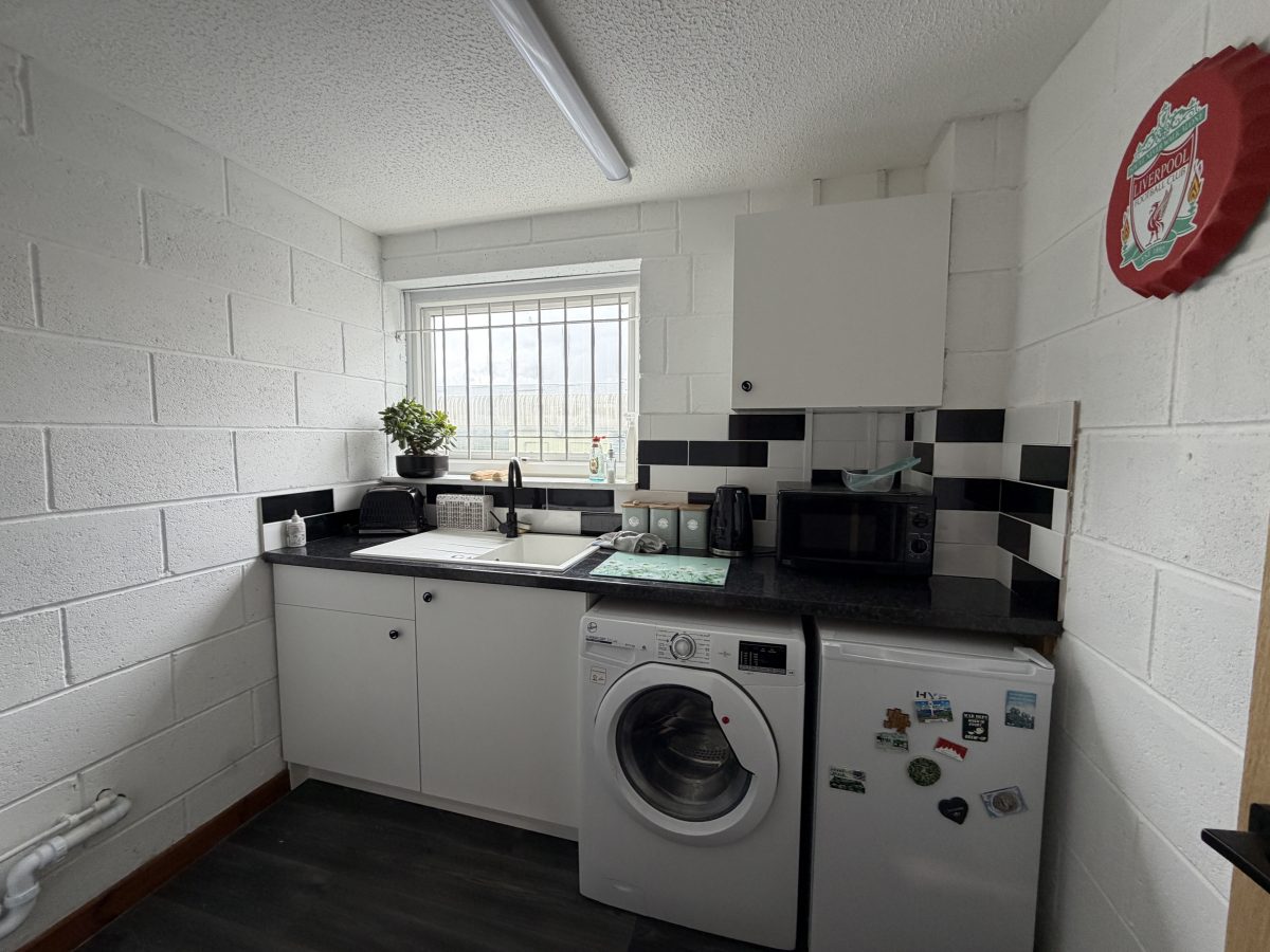 Industrial Unit in Heathfield - photo 3