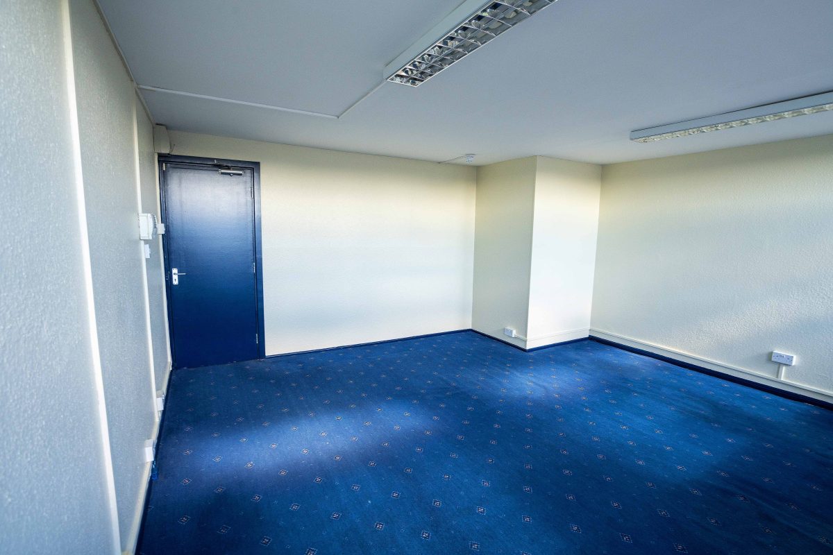 Office in Blackpool - photo 2