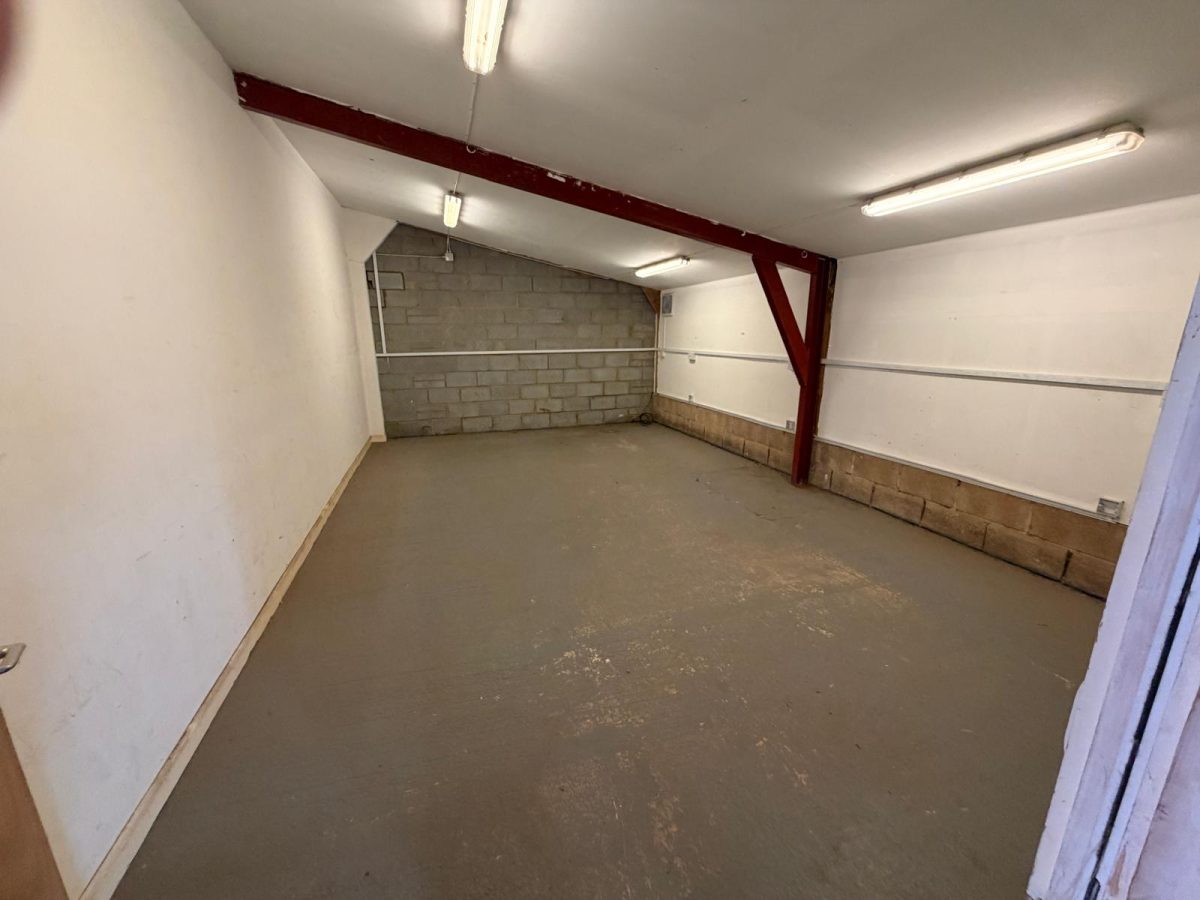 Industrial Unit in Lewes - photo 4
