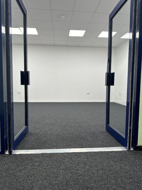Retail/Shop in Margate - photo 3