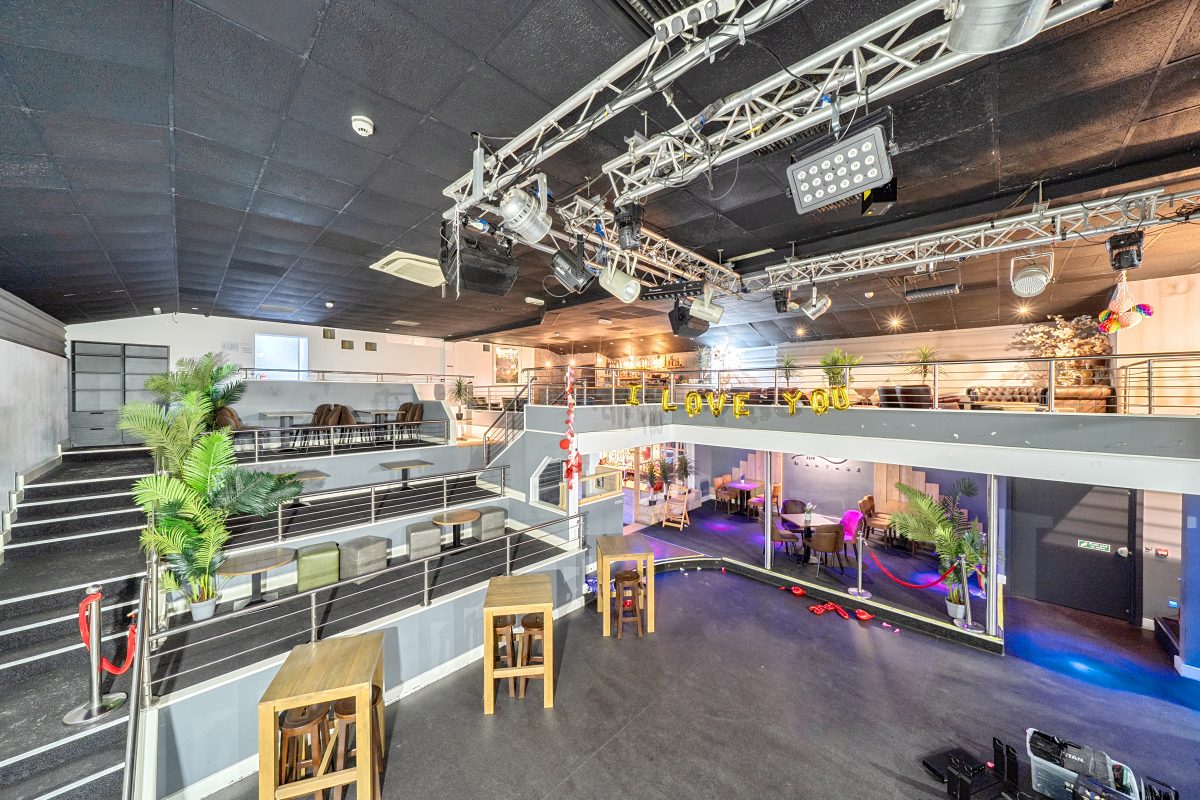 Commercial Property in Wantage - photo 3
