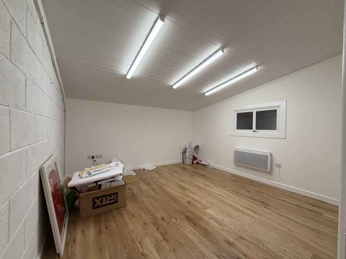 Industrial Unit in Heathfield - photo 3
