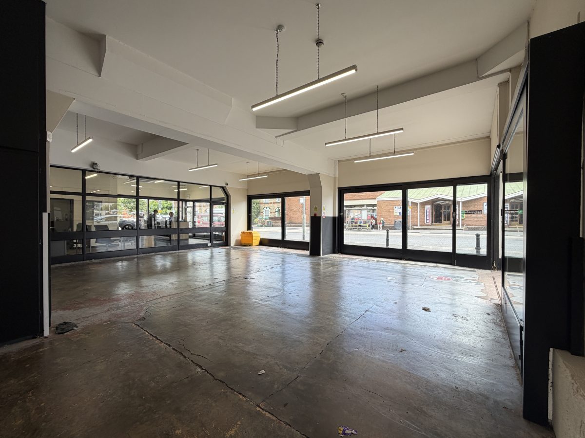 Retail/Shop in Newton Abbot - photo 2