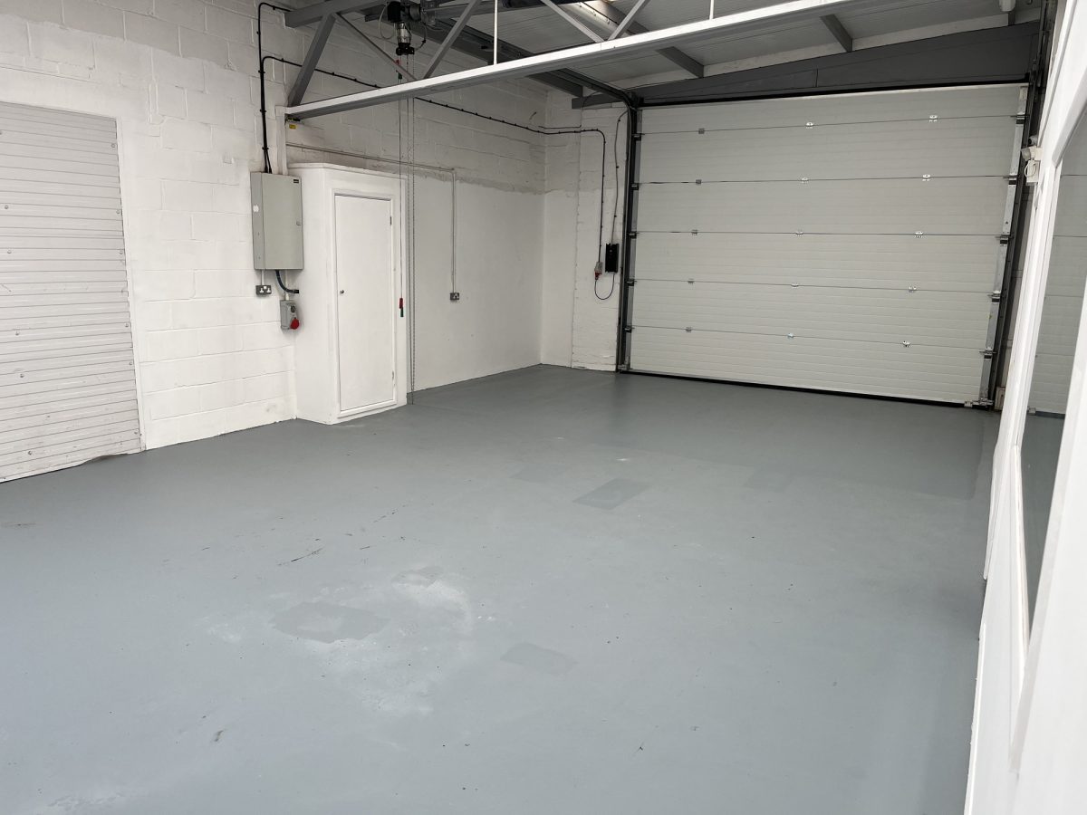 Commercial Property in Waterlooville - photo 2