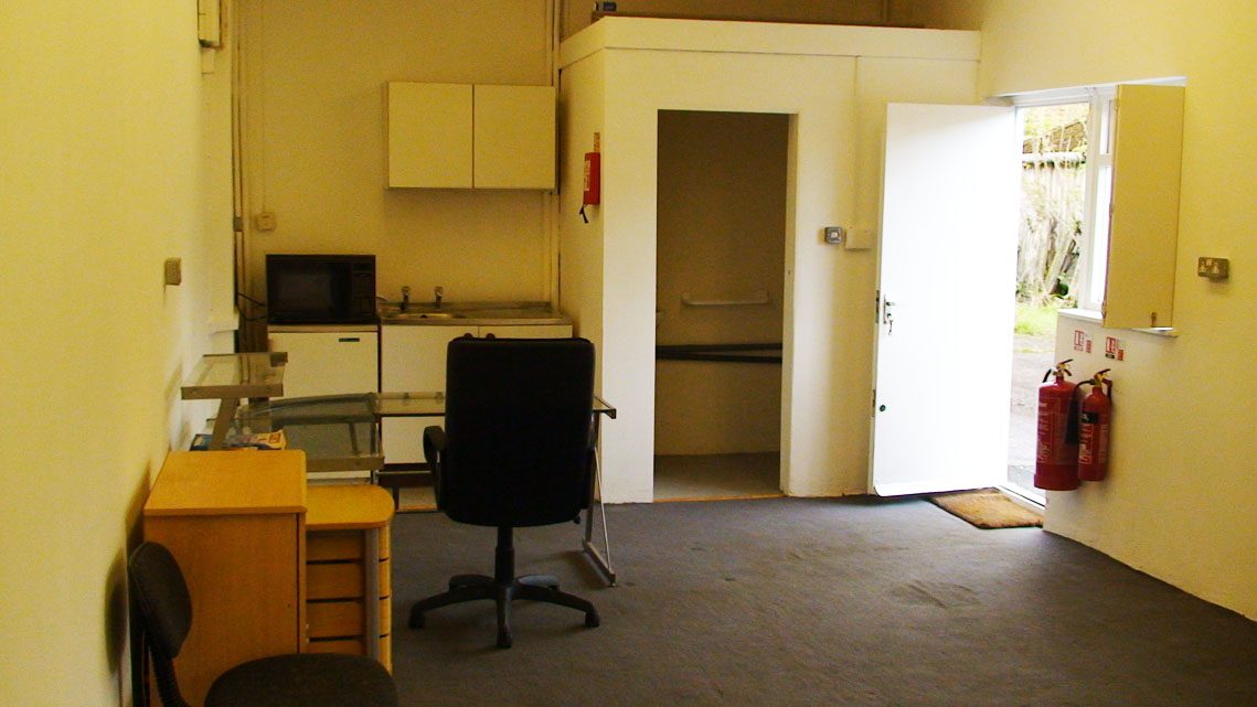 Industrial Unit in Dorking - photo 3