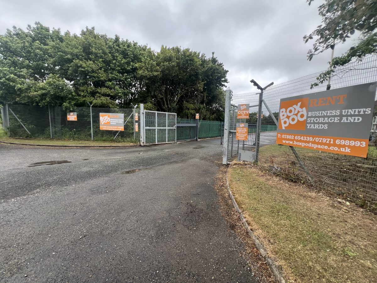Industrial Unit in Manby - photo 2