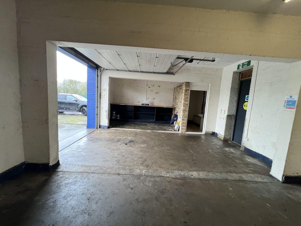 Industrial Unit in Manby - photo 4