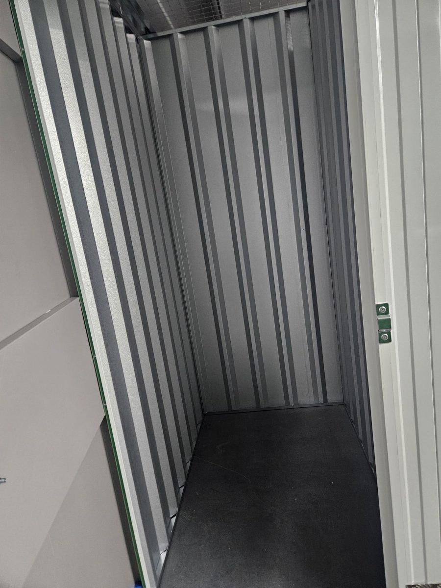 Storage in Romford - photo 2