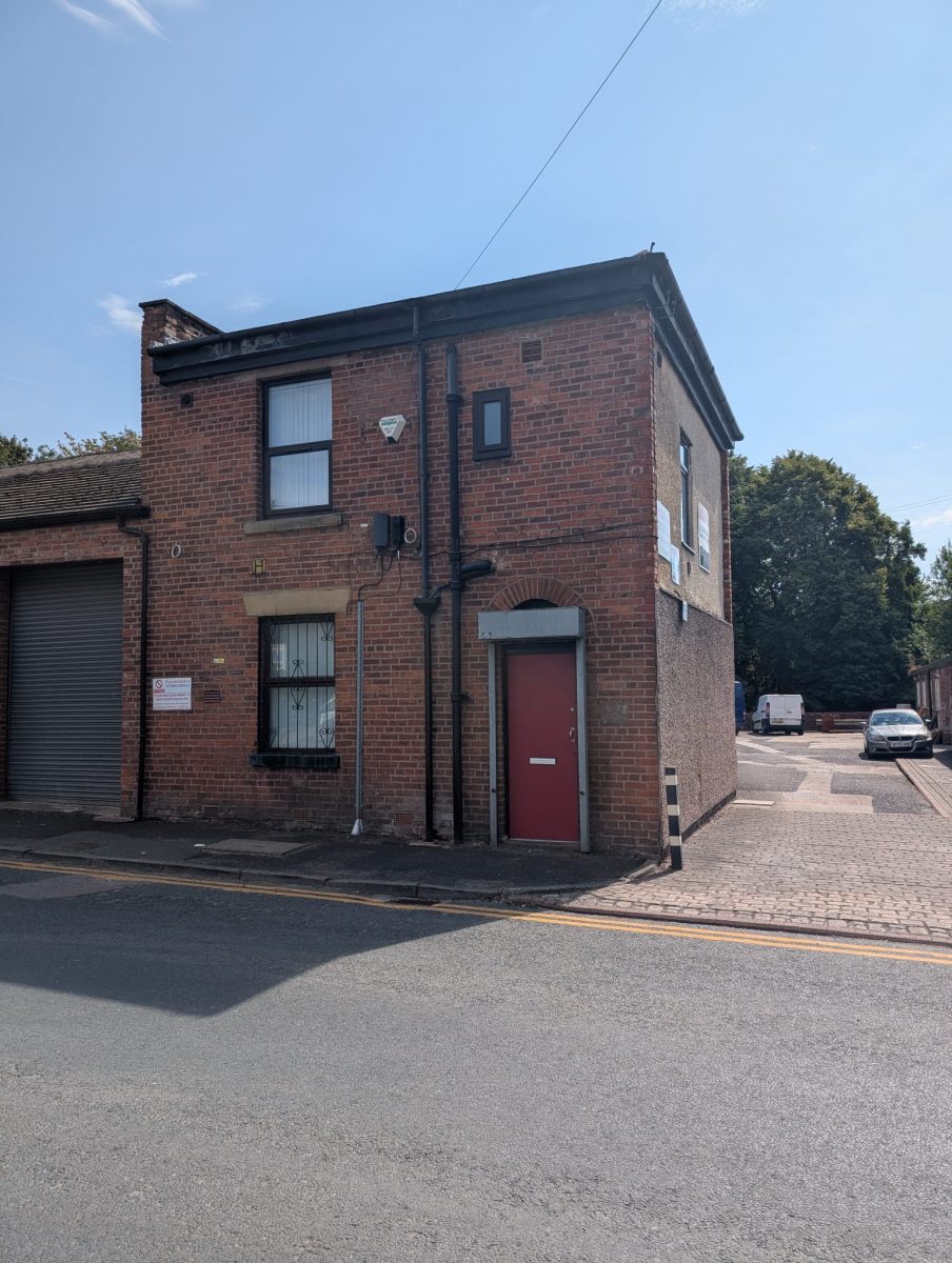 Commercial Property in Stalybridge