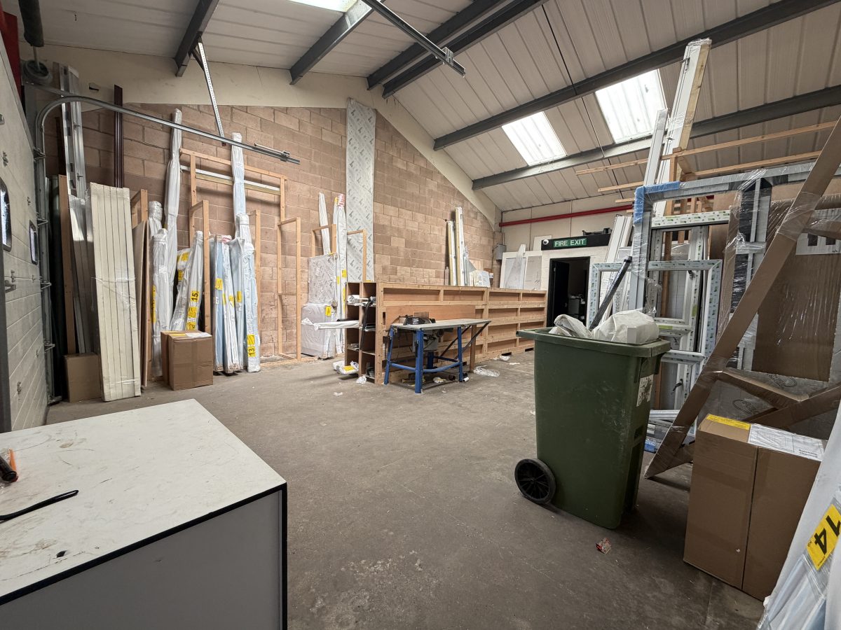 Industrial Unit in Bovey Tracey - photo 3