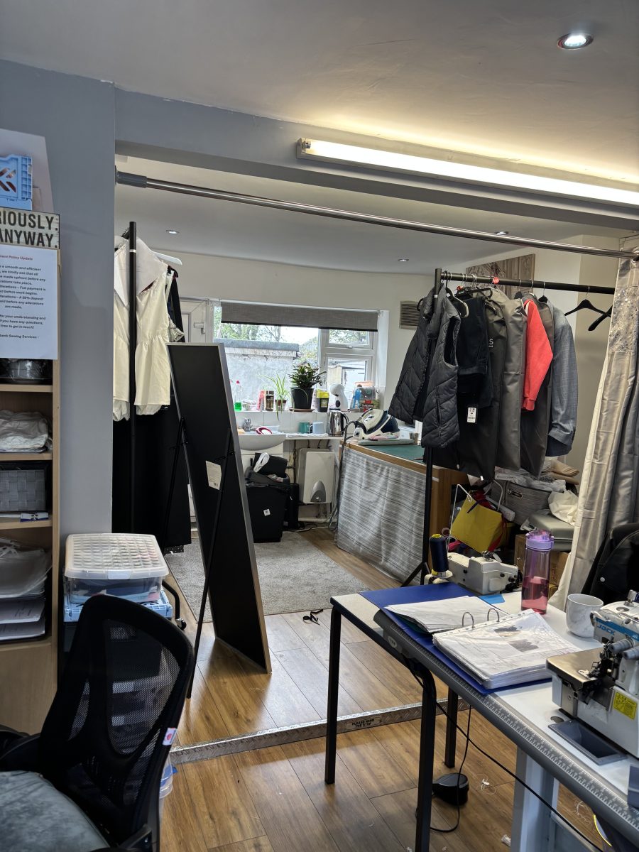 Retail/Shop in Chesterfield - photo 3
