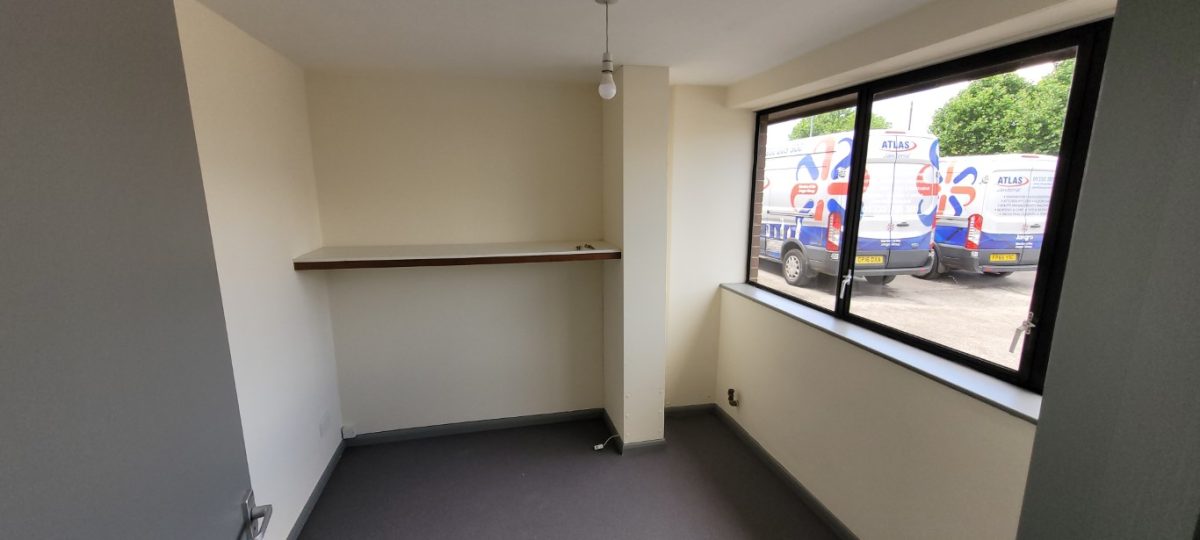 Industrial Unit in Derby - photo 3