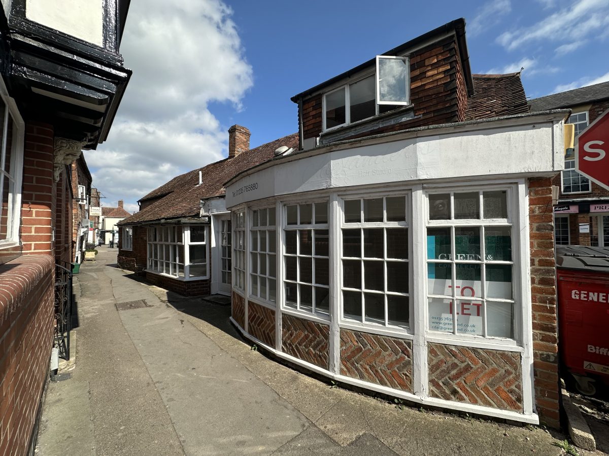 Commercial Property in Wantage