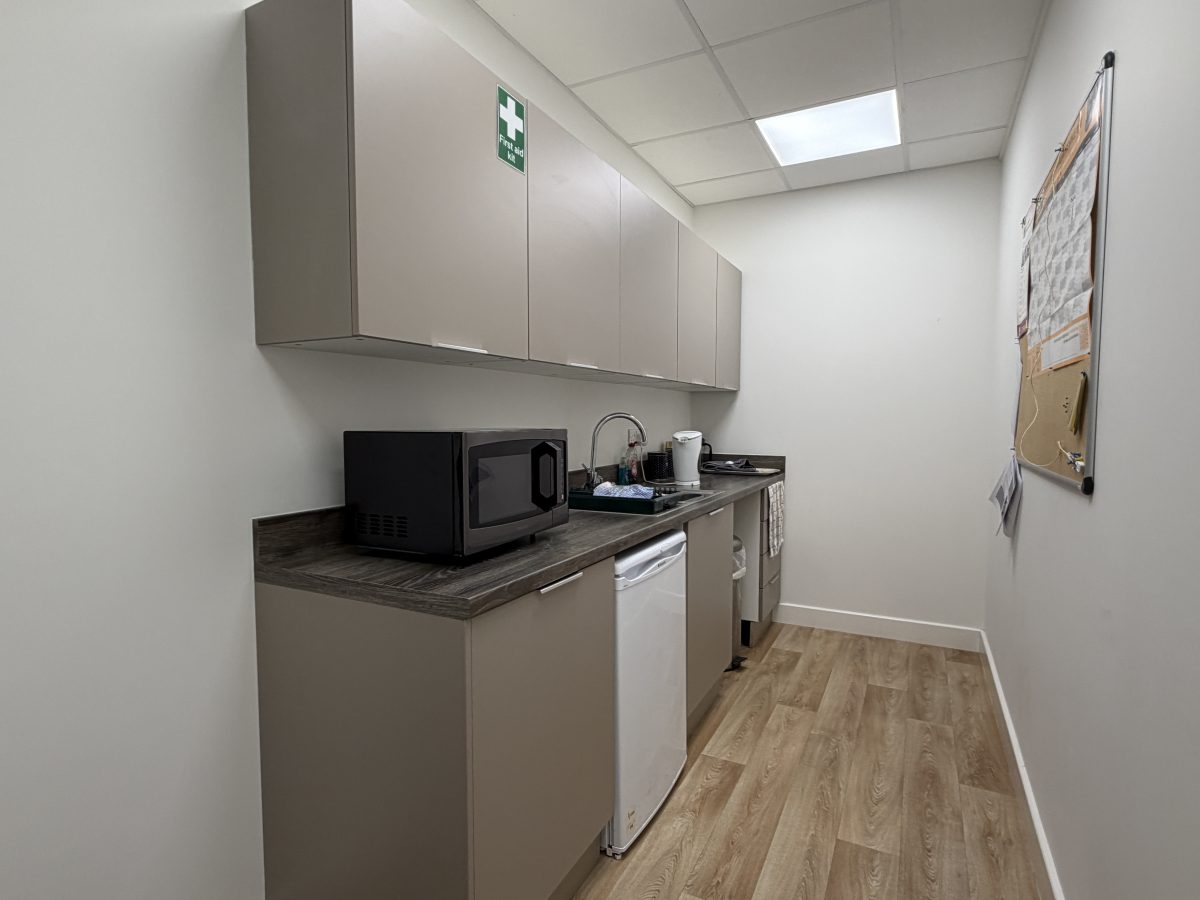 Office in Buckfastleigh - photo 4