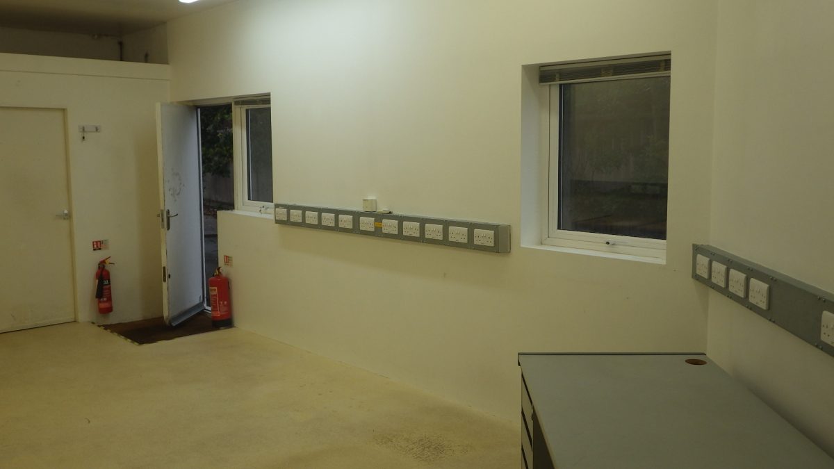 Industrial Unit in Dorking - photo 4