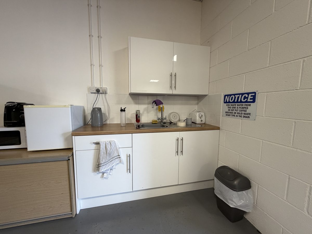 Industrial Unit in Newton Abbot - photo 3