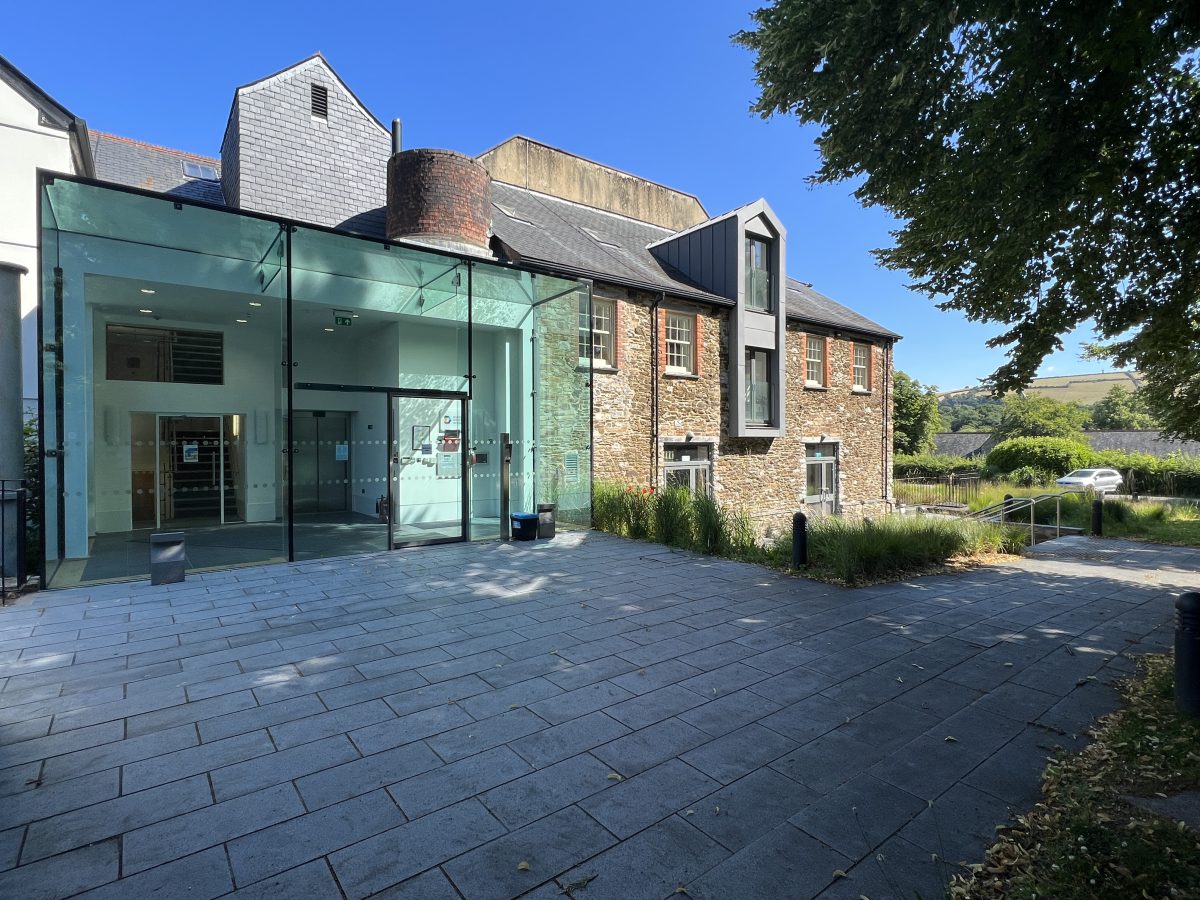 Office in Buckfastleigh - photo 2