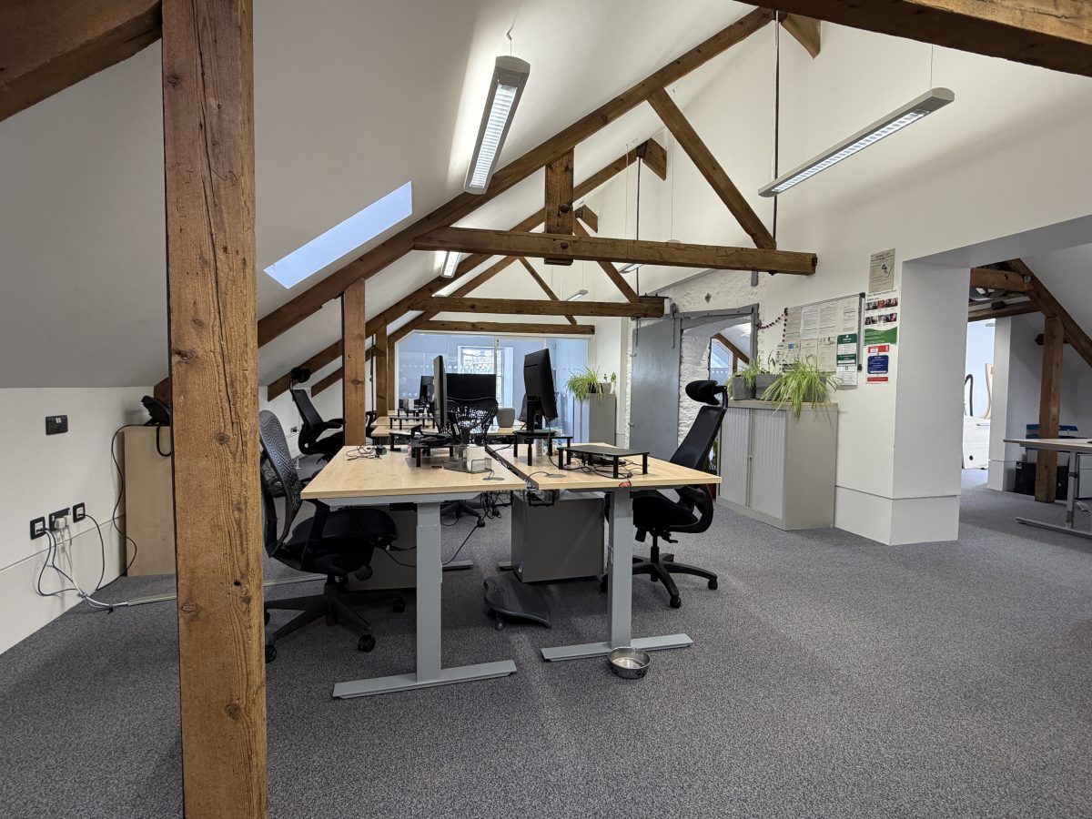 Office in Buckfastleigh - photo 3