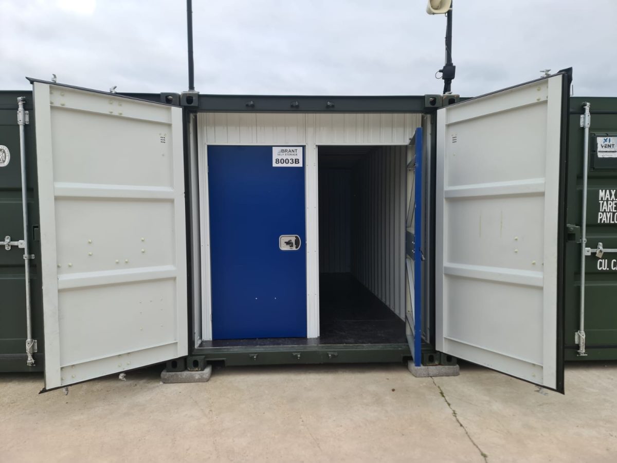 Storage in Warminster - photo 3