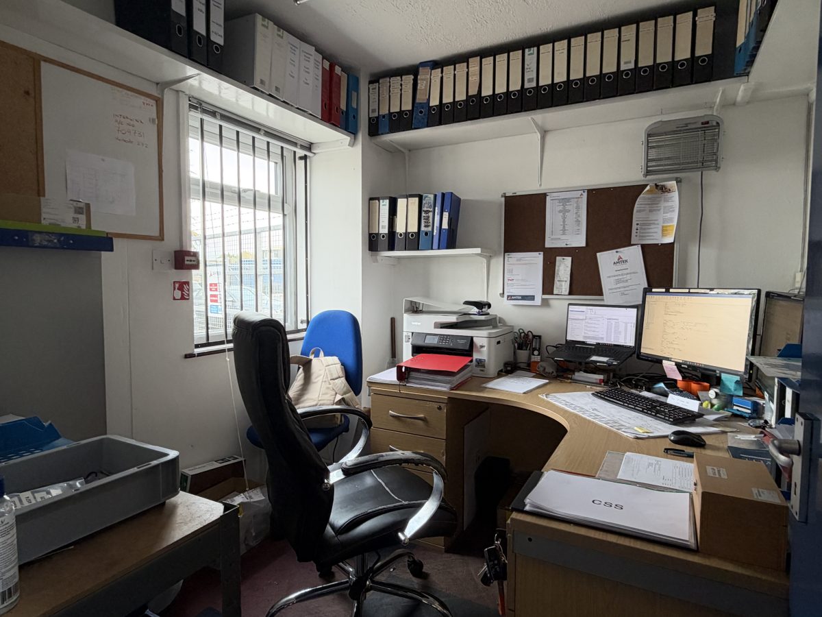 Industrial Unit in Totnes - photo 4