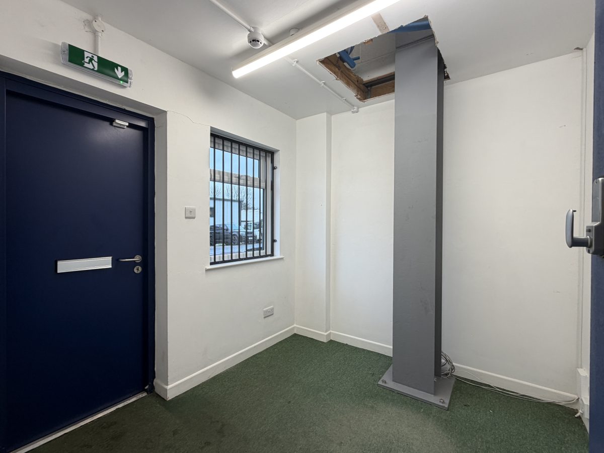 Industrial Unit in Totnes - photo 4