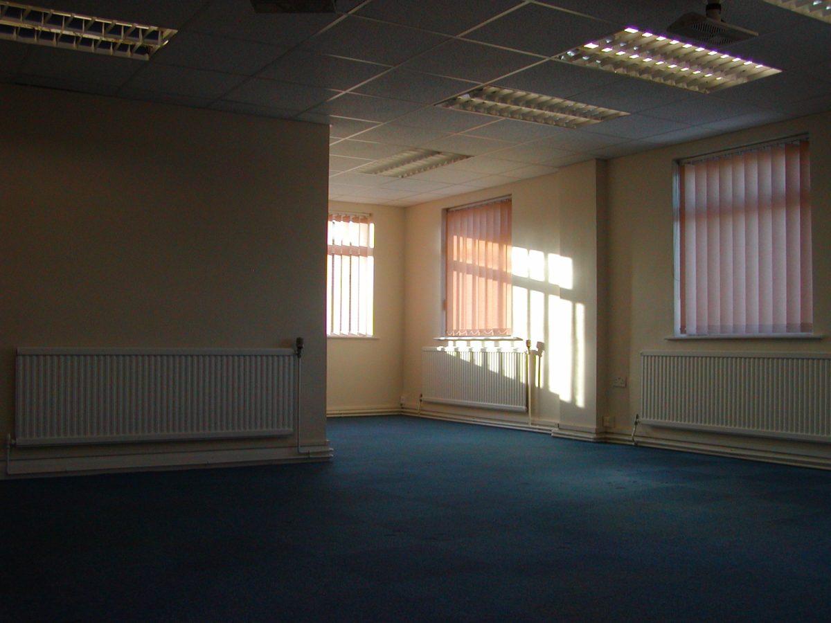 Office in Leicester - photo 3