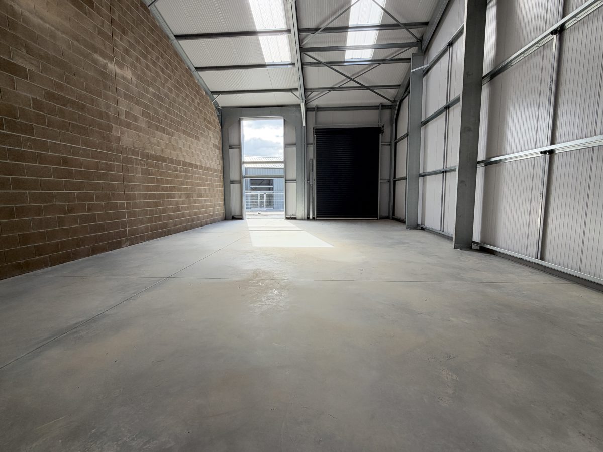 Industrial Unit in Chudleigh - photo 3