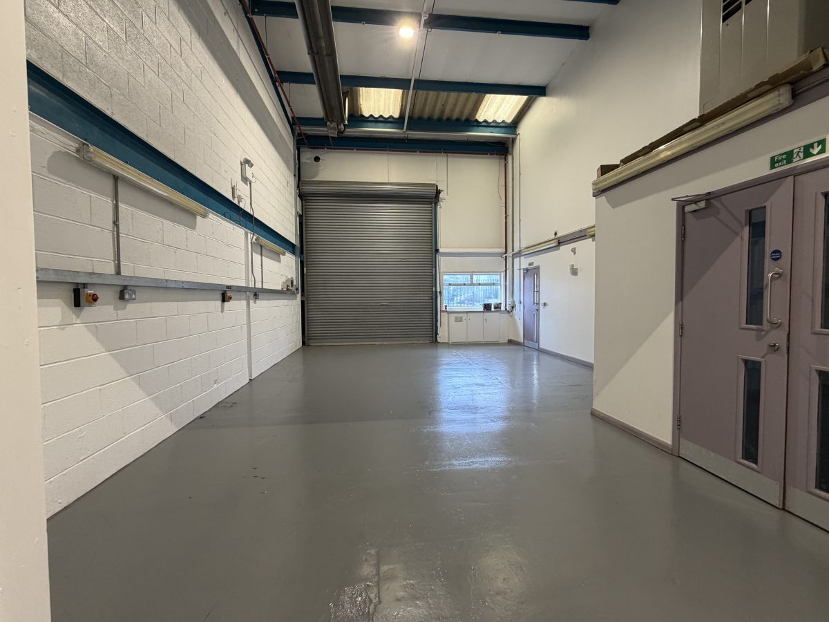 Industrial Unit in Newton Abbot - photo 2