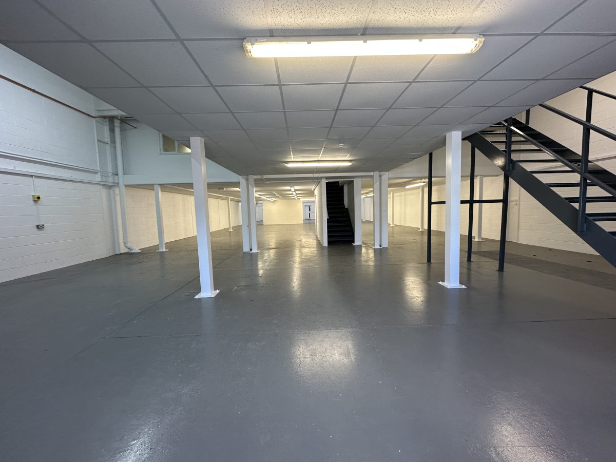 Industrial Unit in Newton Abbot - photo 4