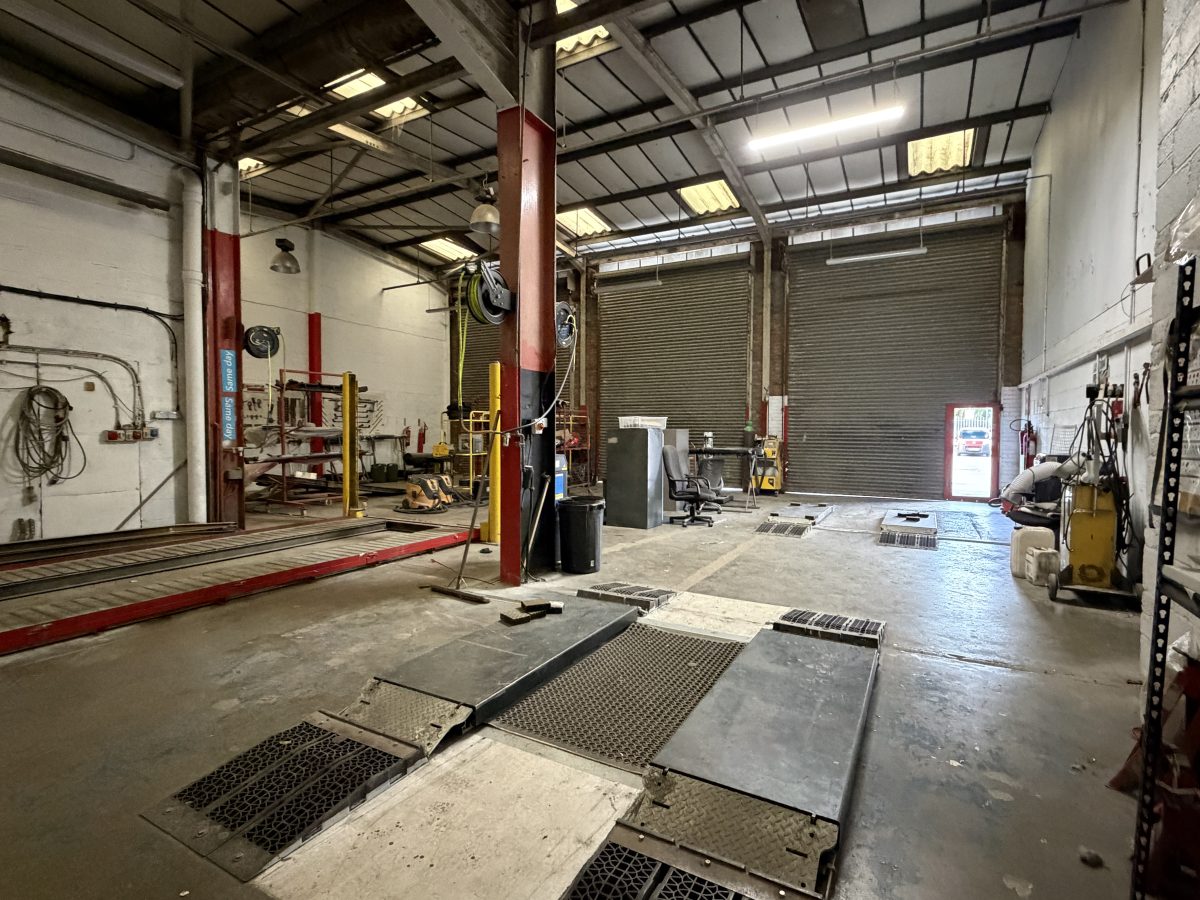 Industrial Unit in Newton Abbot - photo 3