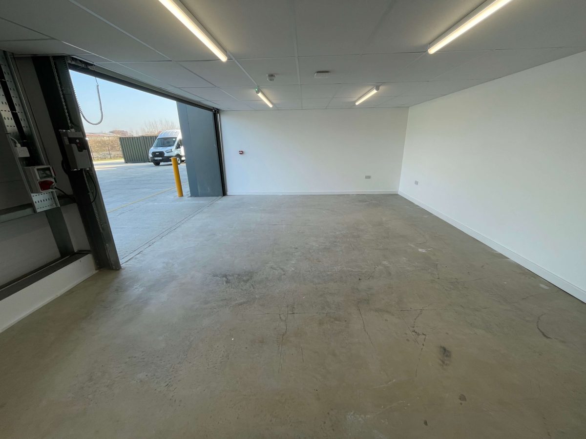Industrial Unit in Rotherham - photo 4