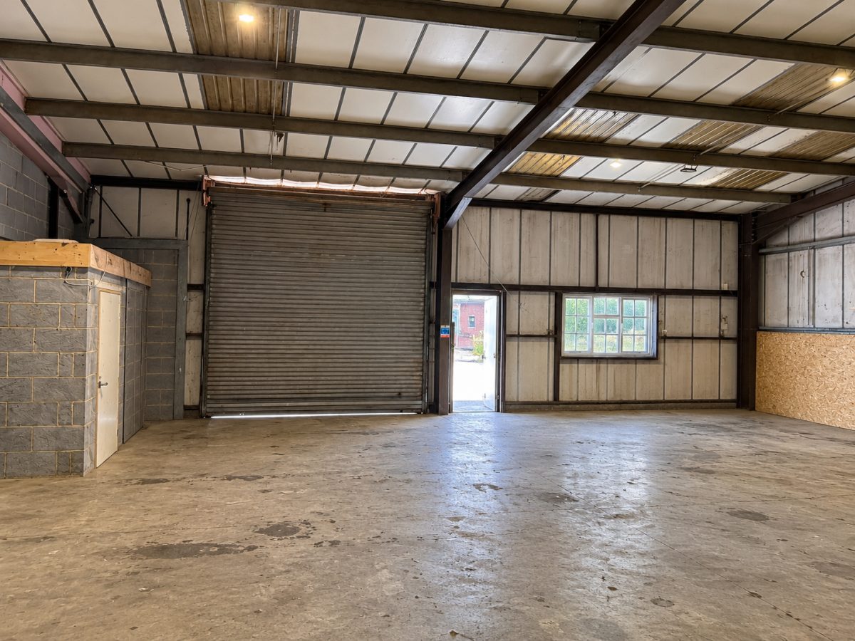 Industrial Unit in Shillingstone - photo 3