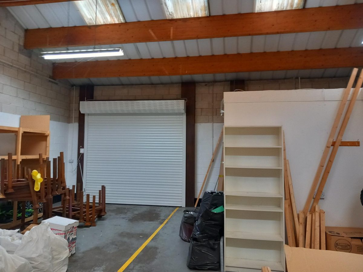 Commercial Property in Newark - photo 3