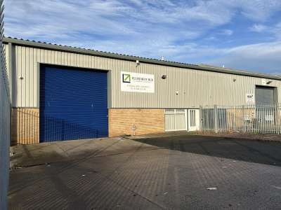 Industrial Unit in Livingston - photo 3