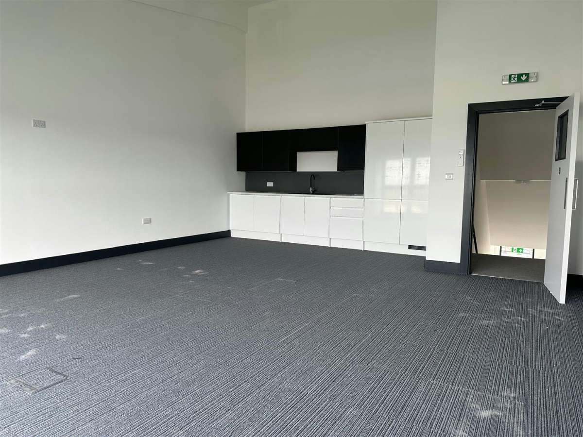 Industrial Unit in Melton Mowbray - photo 3