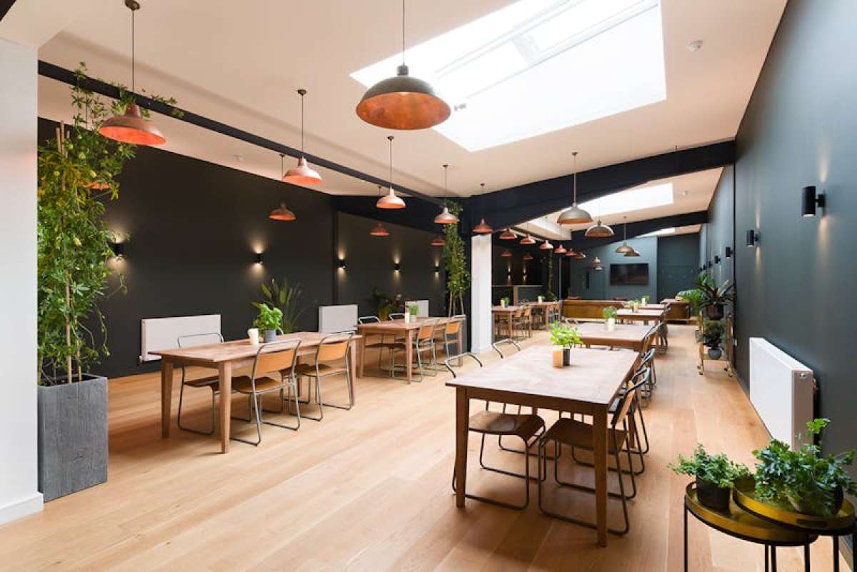 Industrial Unit in London - photo 3