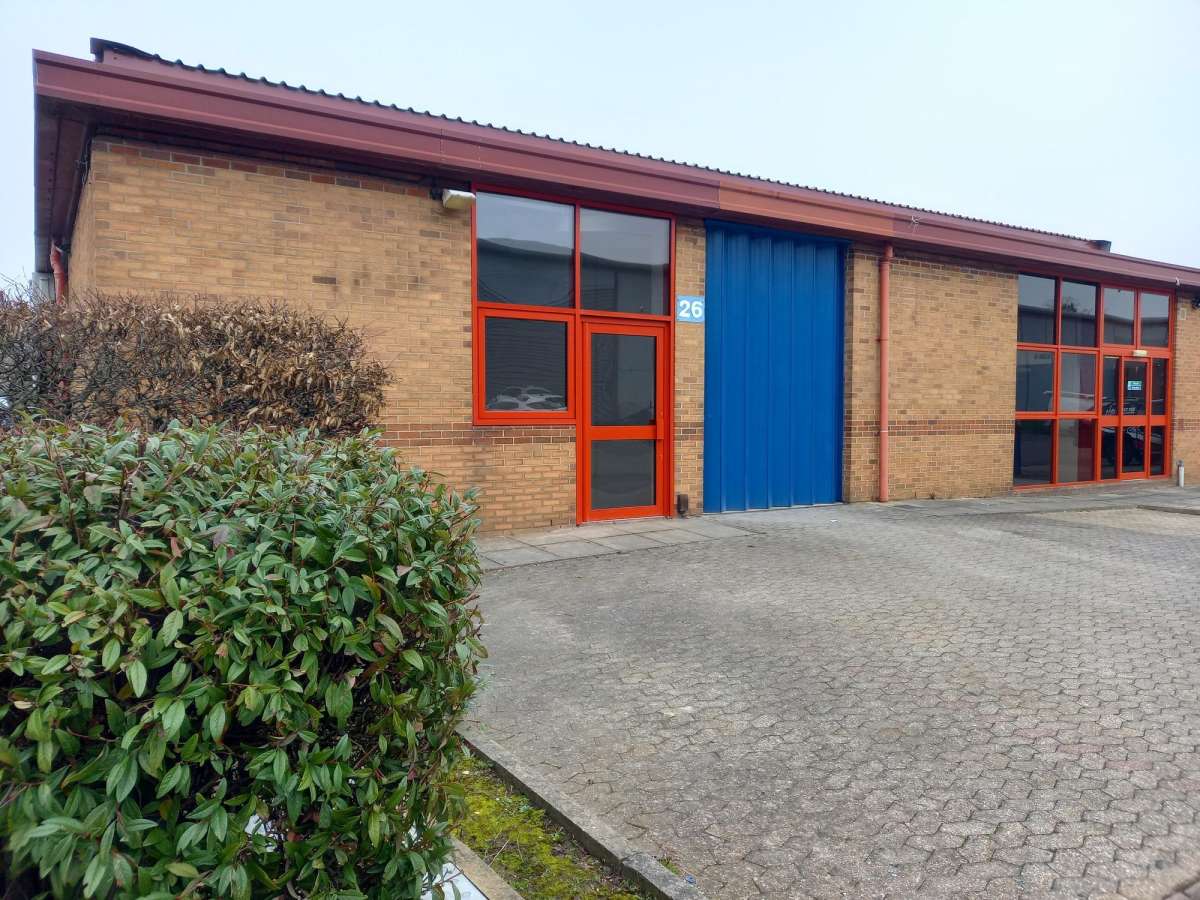 Industrial Unit in Letchworth Garden City - photo 2
