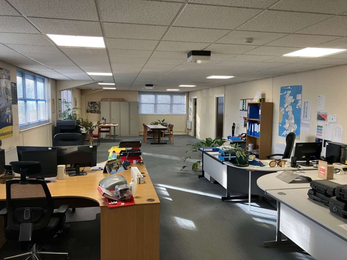 Industrial Unit in Glenrothes - photo 4