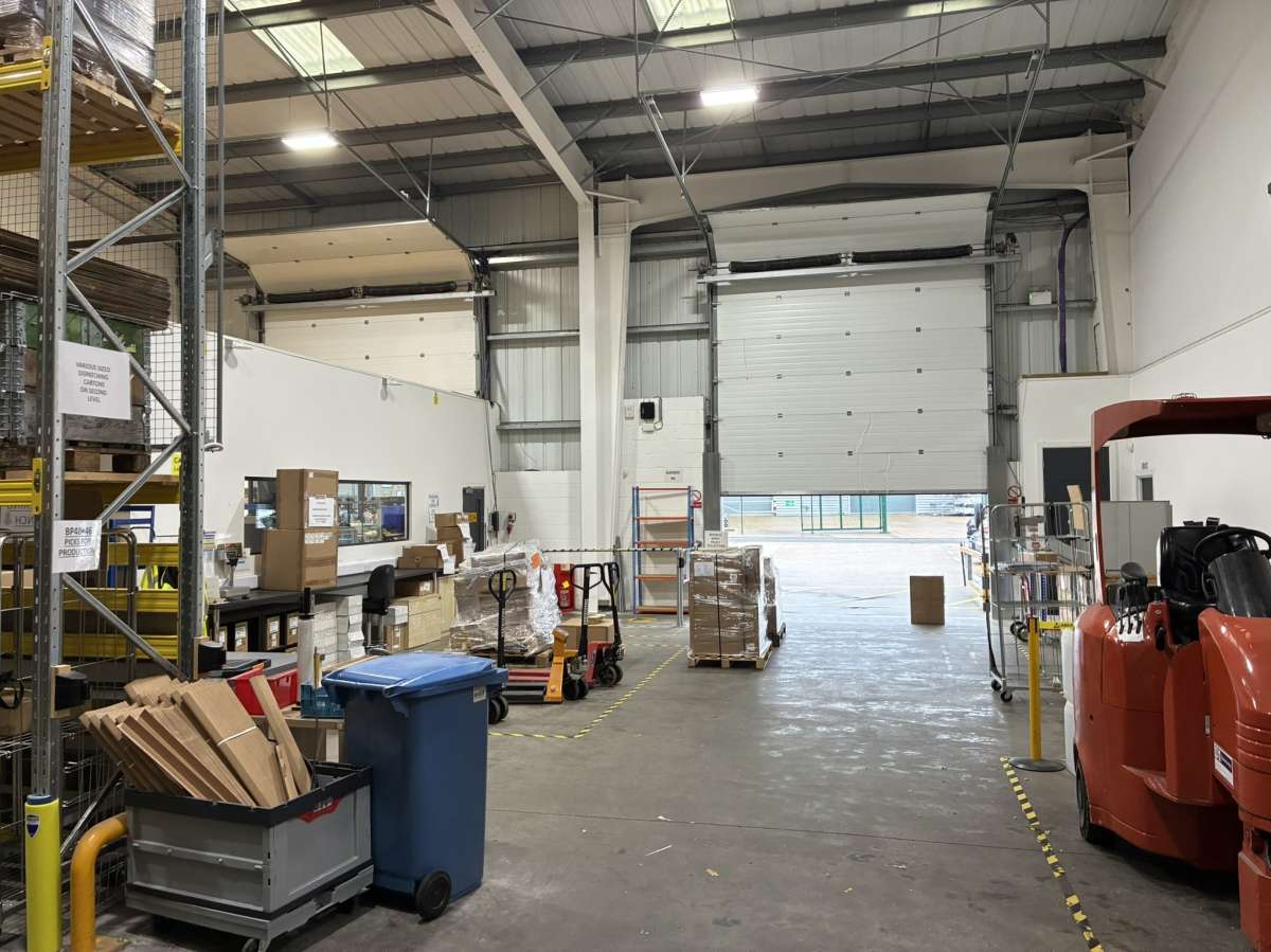 Industrial Unit in Cambridge - photo 4