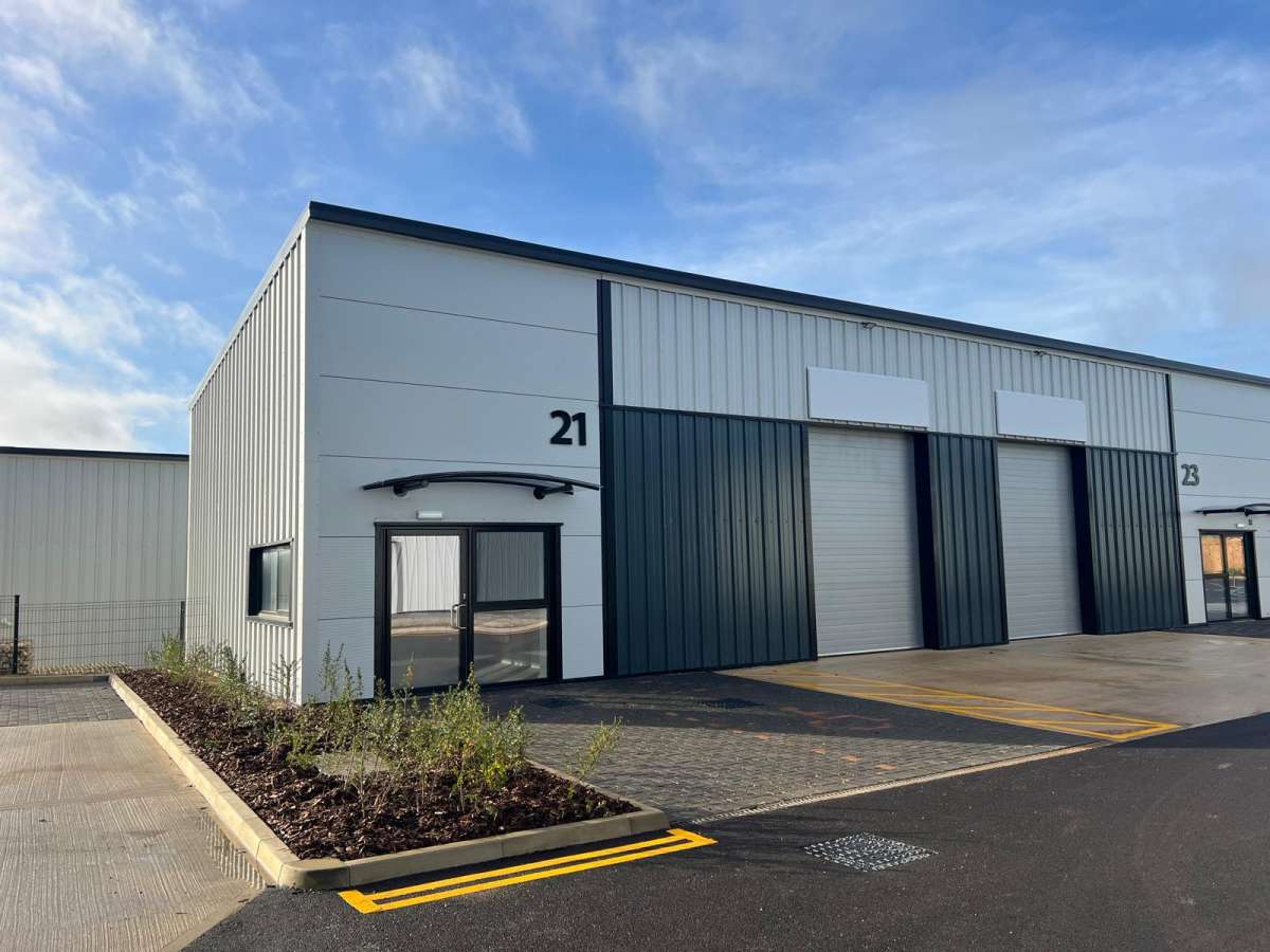 Industrial in Yaxley