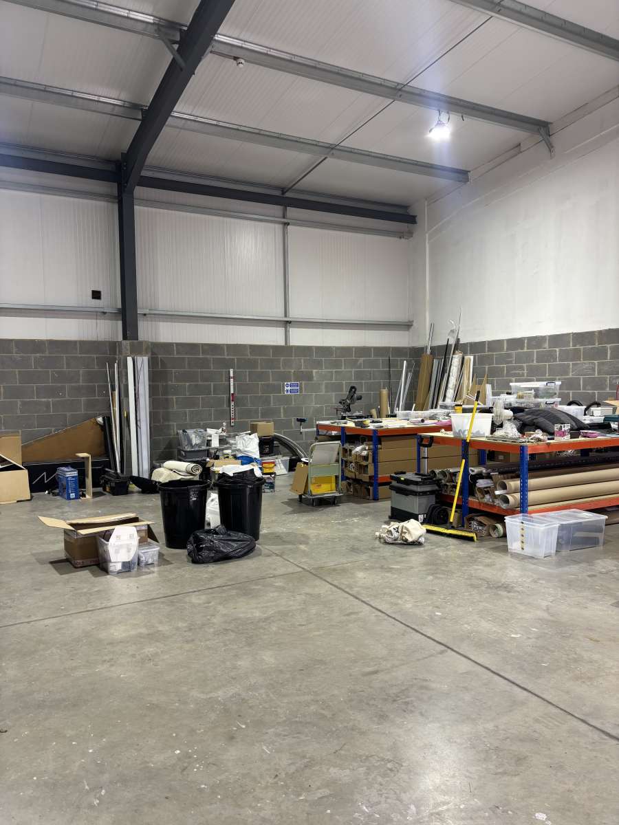 Industrial Unit in Lincoln - photo 2