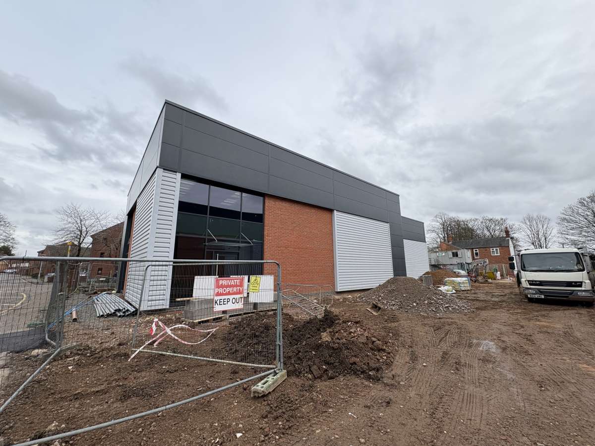 Industrial Unit in Leicester - photo 2