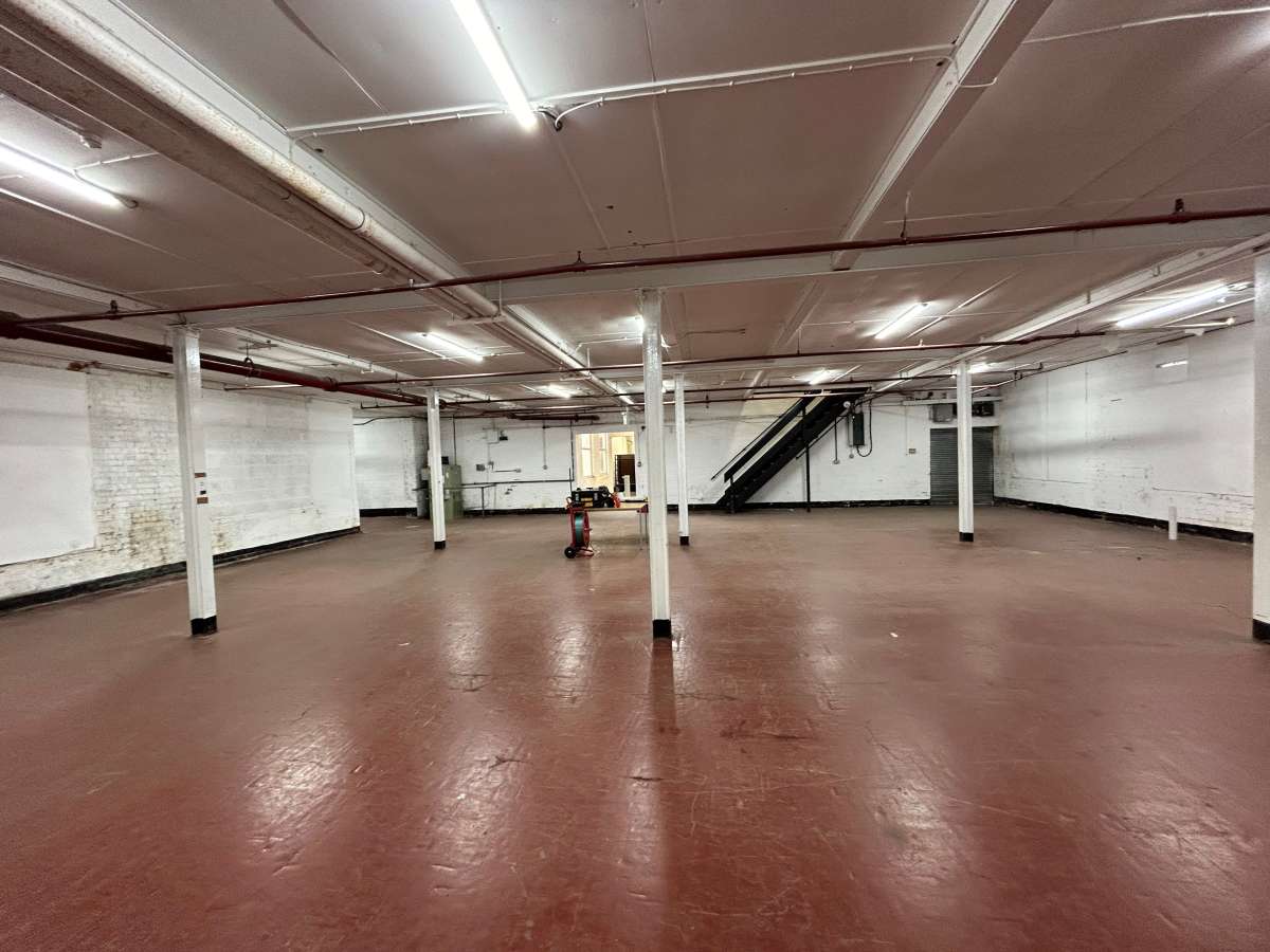 Industrial Unit in Leicester - photo 3