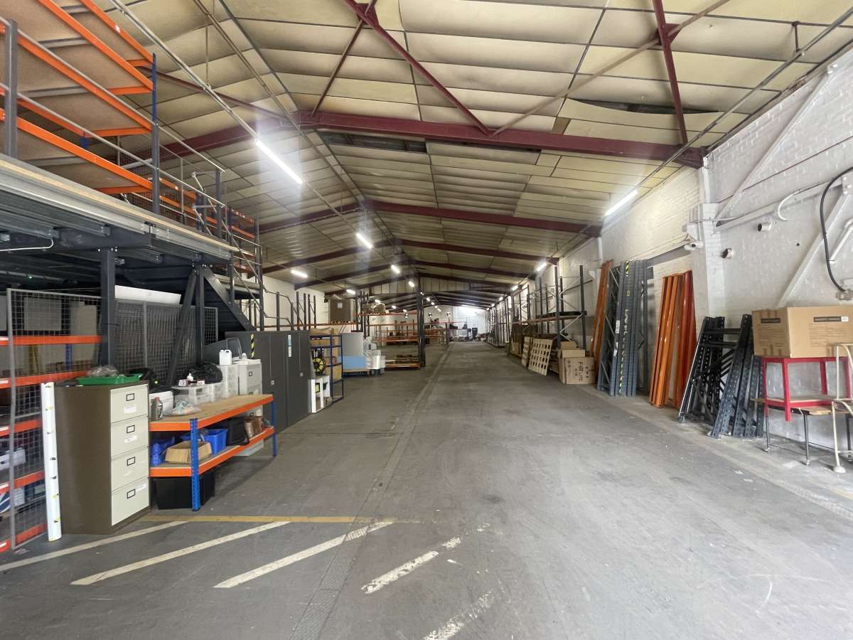 Industrial Unit in Nottingham - photo 2