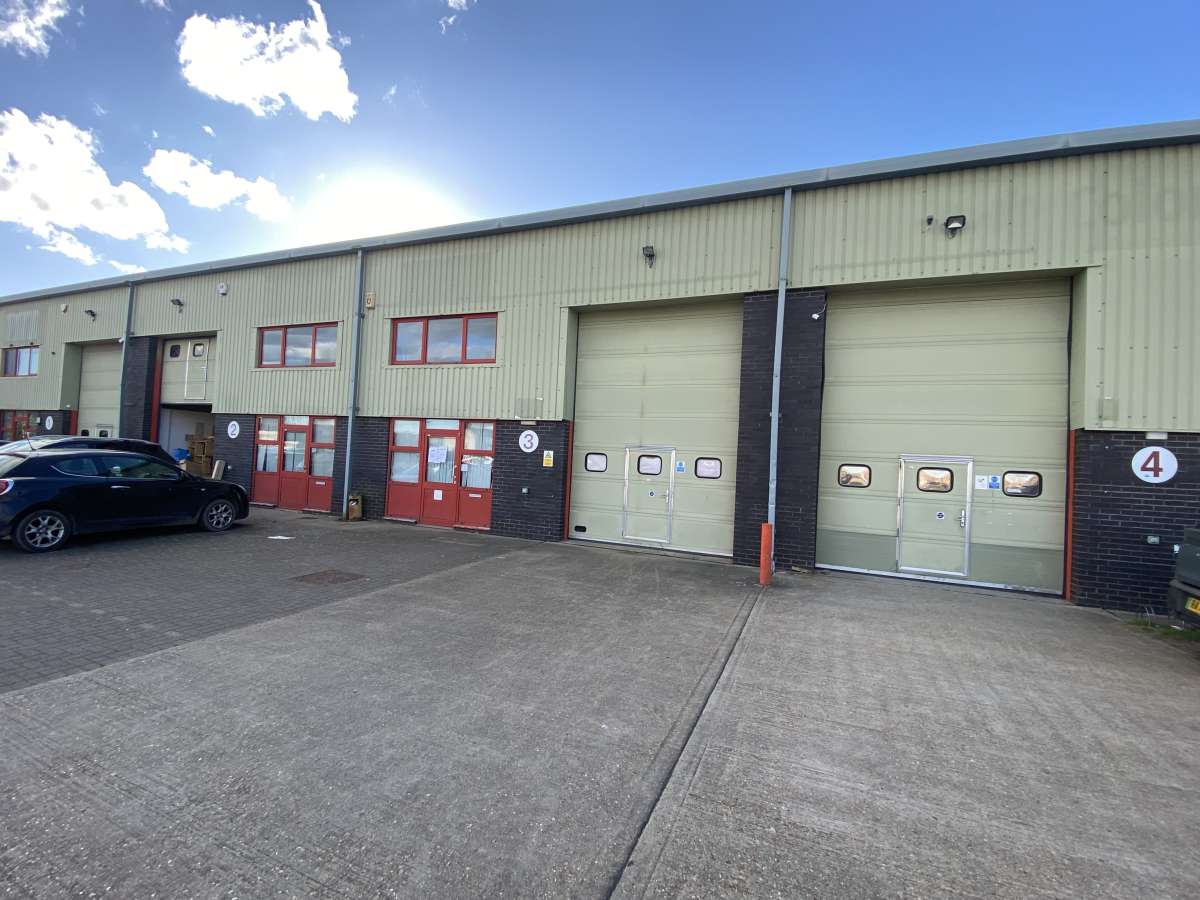 Industrial in St. Ives