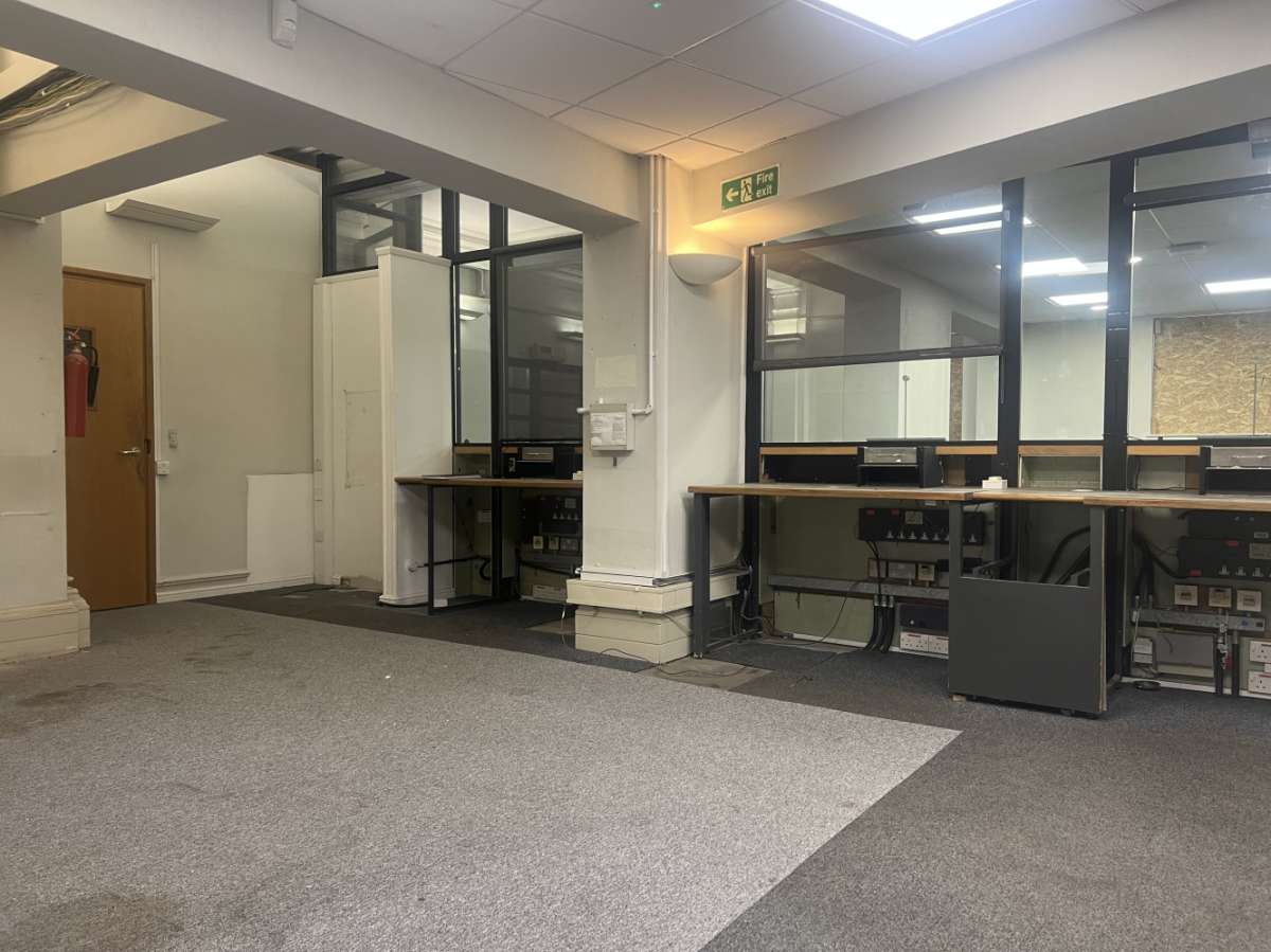 Industrial Unit in Bude - photo 3