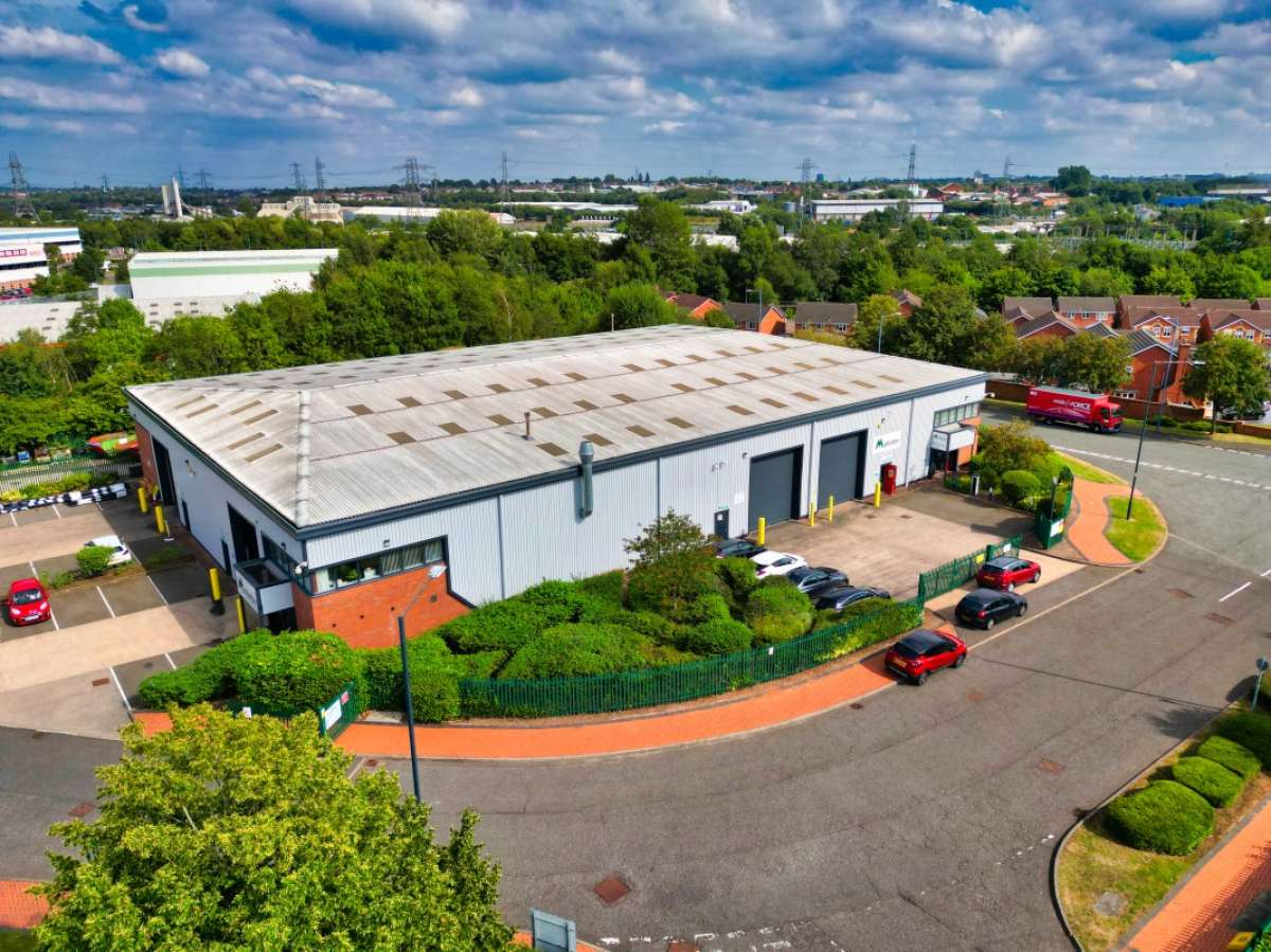 Industrial Unit in Tipton - photo 4